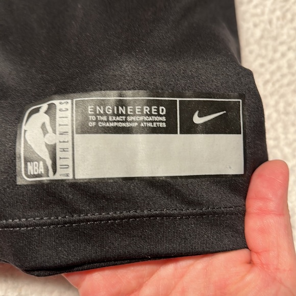 Nike Ladies Fit NBA Atlanta Hawks Tee, NWT’s, Size Medium - Picture 5 of 9